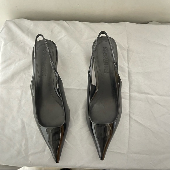 Steve Madden Glossy Black Pointed Heels size 7 women - Picture 1 of 5